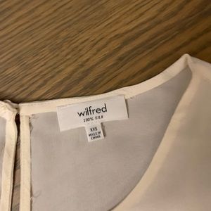 Wilfred Tops - Aritzia Wilfred silk and lace desaix blouse Wilfred Tops - Aritzia Wilfred silk and lace desaix blouse
